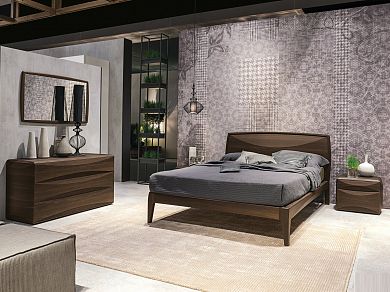 Кровать из массива Lewis